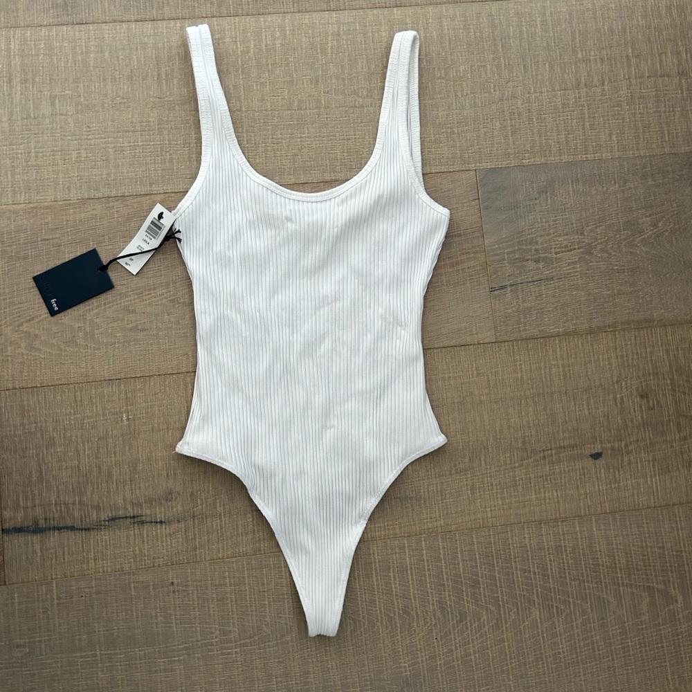 Aritzia body suit. New with tags